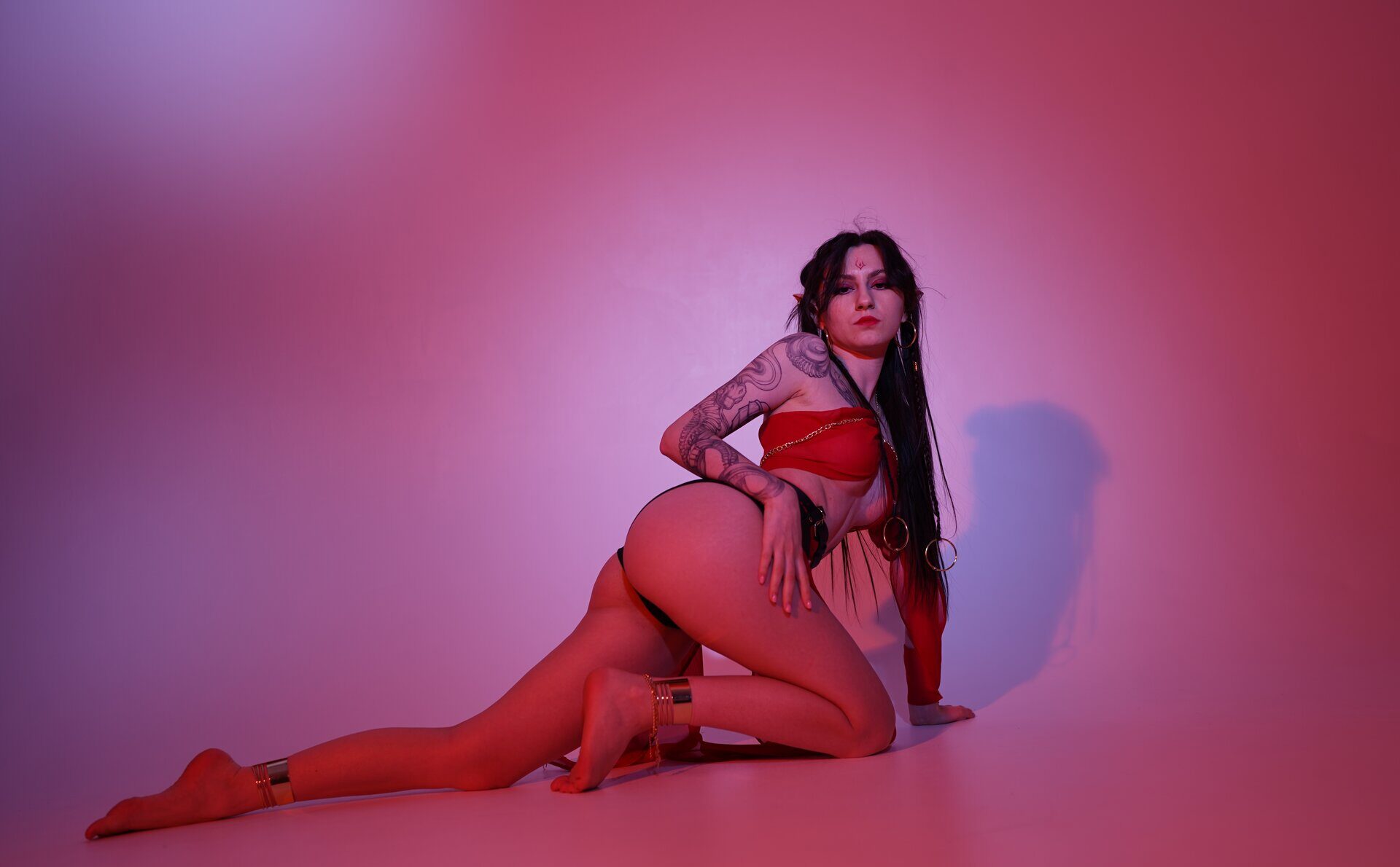 sonasheka бусти